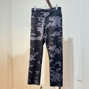 Polo Girls Leggings
Size XL (16)